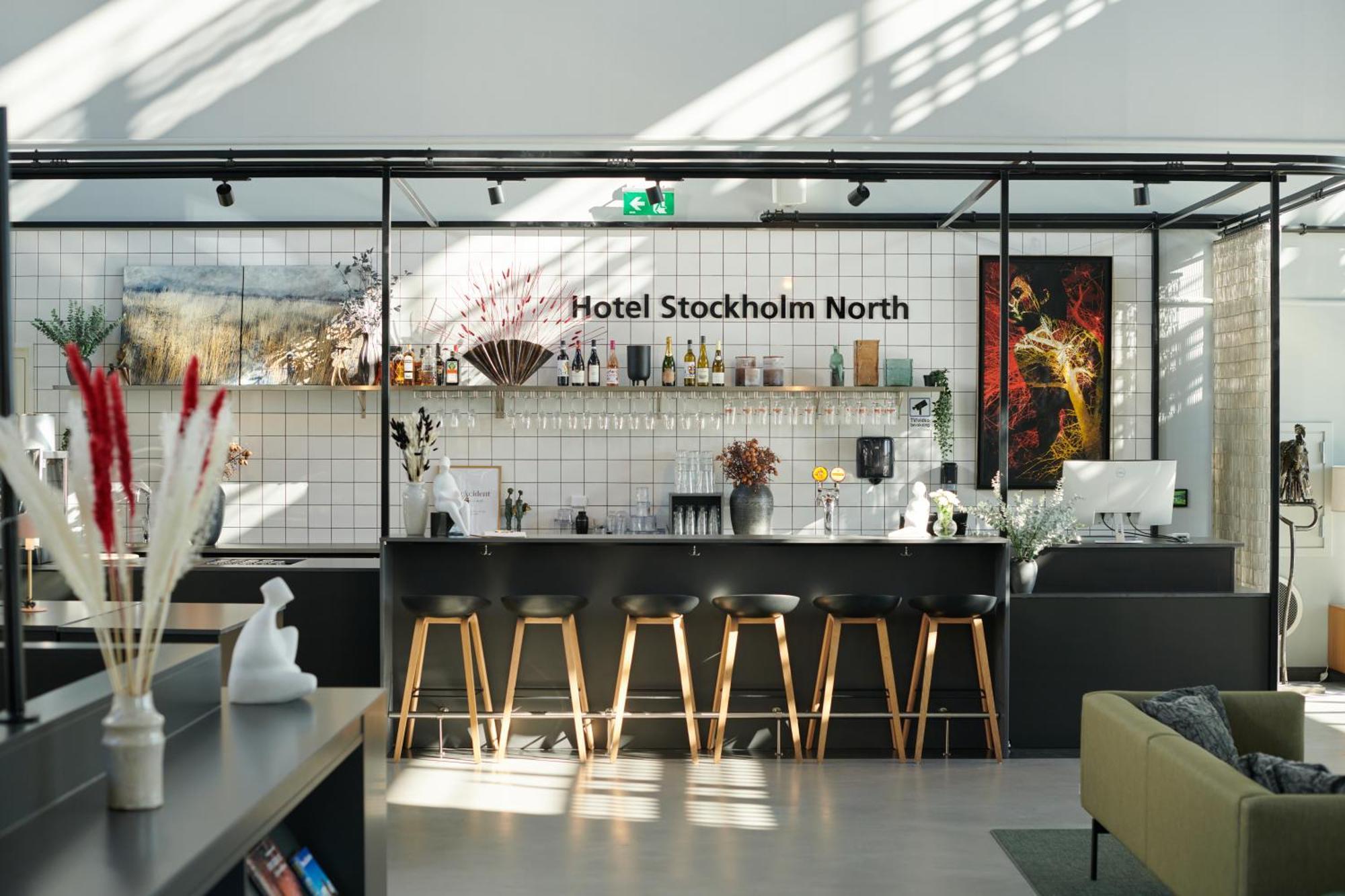 First Hotel Stockholm North Upplands-Väsby Exterior foto