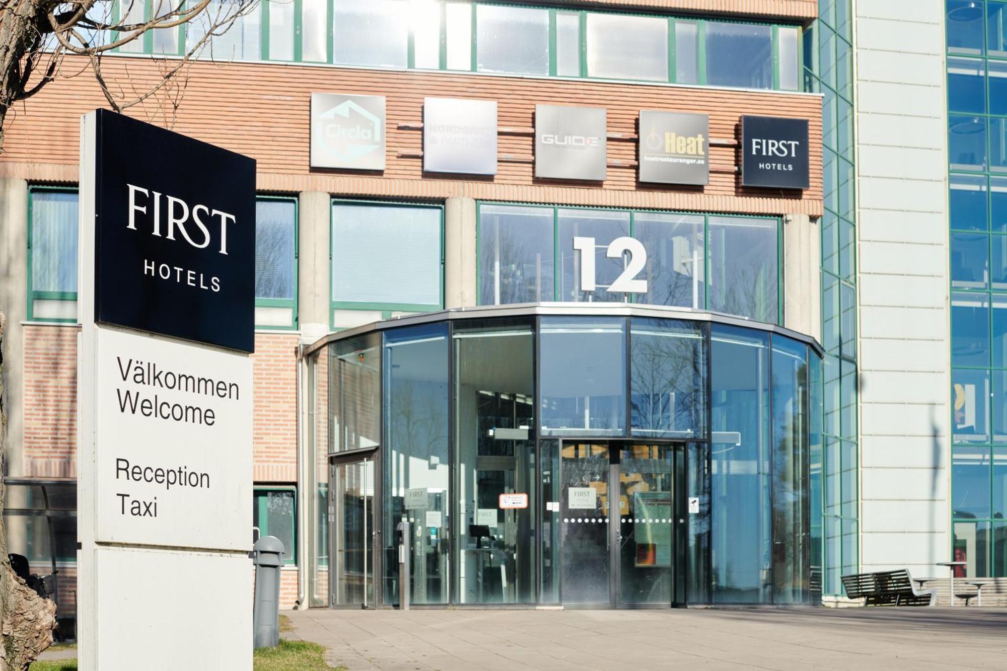First Hotel Stockholm North Upplands-Väsby Exterior foto